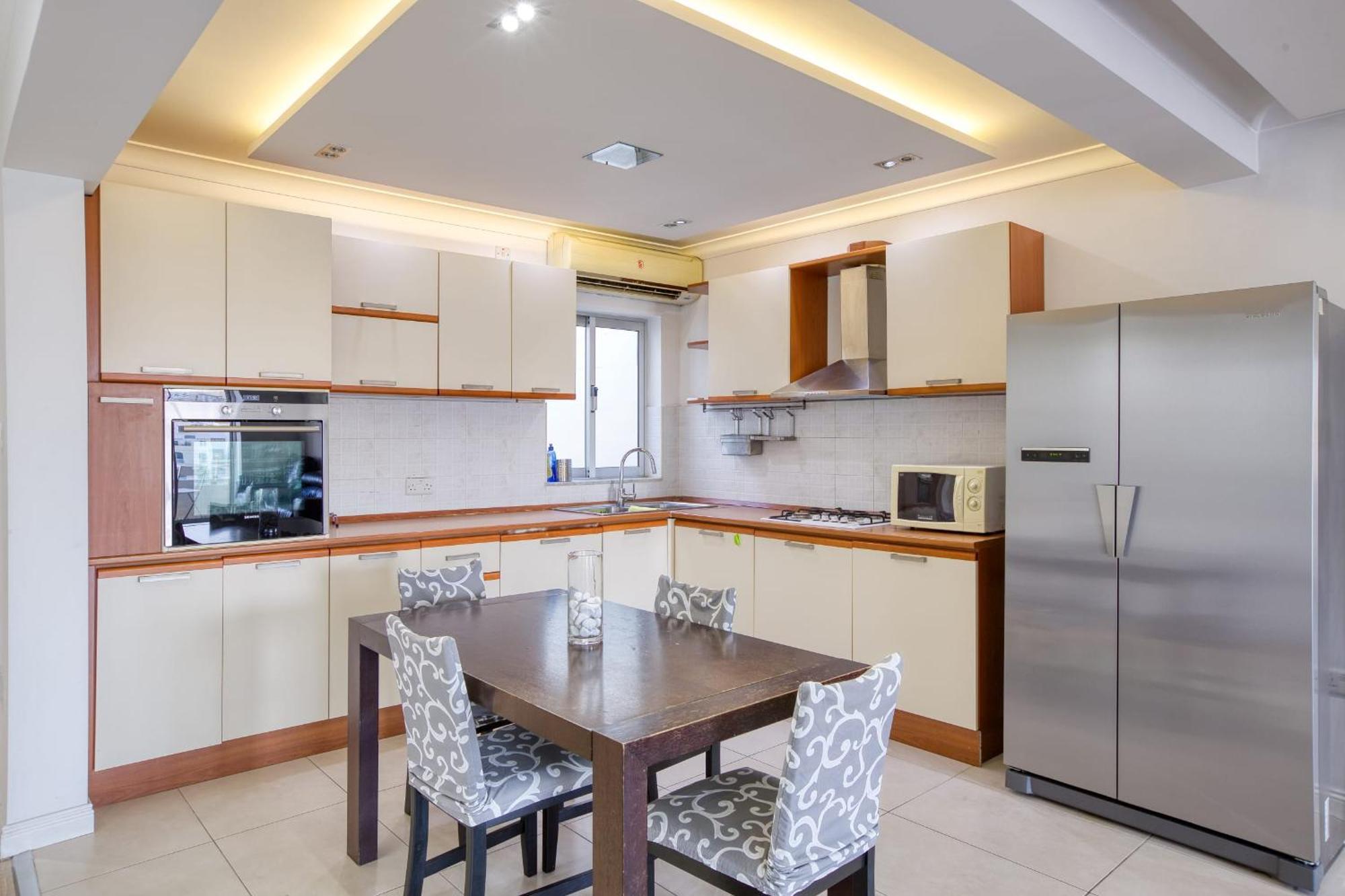 Seafront Apartment-Hosted By Sweetstay Pietà Dış mekan fotoğraf